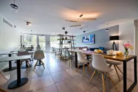 Kyriad Residence Cabries - Plan de Campagne Hotels in Bouc-Bel-Air