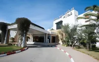 Riviera Hotel - Family Only Hotels in Akouda
