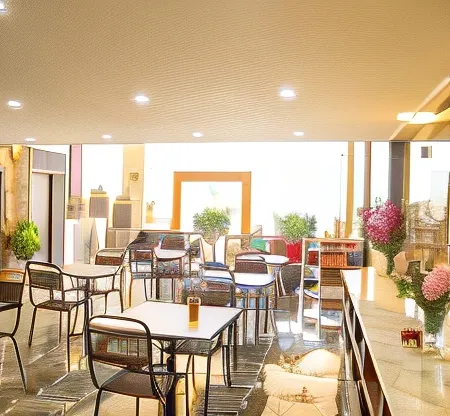La Mia Lakeview Hotel
