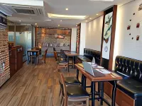 Magic Suite Abu Halifa Hotels in Mangaf