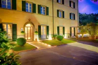 Hotel Villa Marsili Các khách sạn gần Antico borgo medievale di Compignano