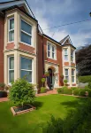 Studios at Glenthorne Hotels near Giddy Kiddys