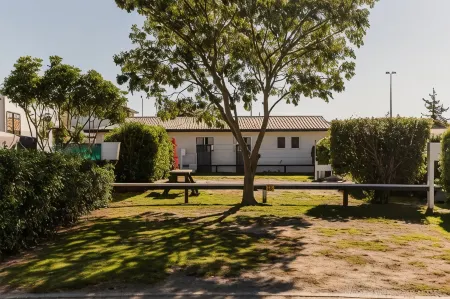 Richmond Motel and Holiday Park Отели в г. Раби Бэй