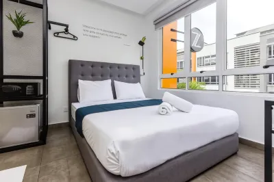 Z Hotel Ara Damansara, LRT, Mall, Airport