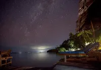 Raja Ampat Dive Lodge - Beach
