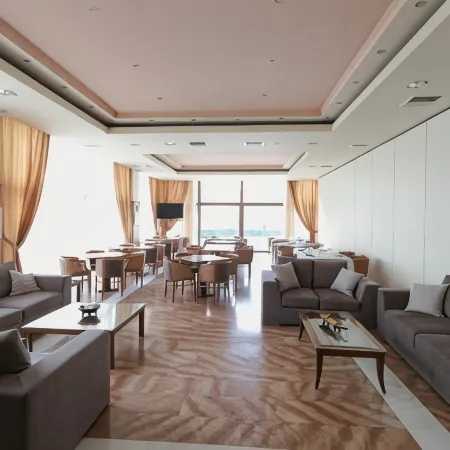 Tzaki Hotel & Restaurant Patras