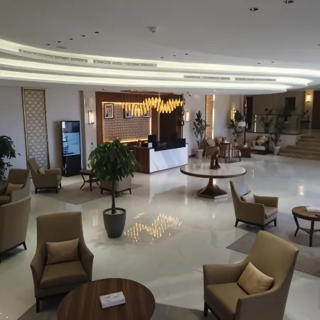 H Luxury Hotel