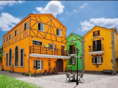 Brookburg Hotels near Lipi Lake