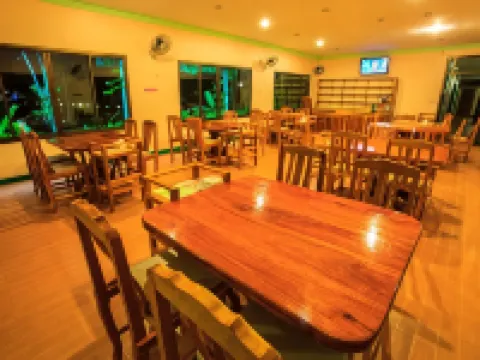 ไพลินรีสอร์ท โรงแรมในตราด