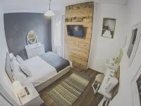 Antique House B&B Hotels in Колрейн