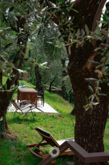 Thea Apartament Superior with Wonderful Lake Views