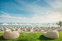 Blue Carpet Luxury Suites