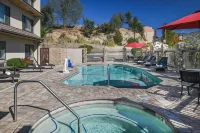 Yosemite Southgate Hotel & Suites - Hot Tub