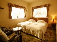 Koibito Misaki Pension Marine Mates Hotels near Lover’s Cape