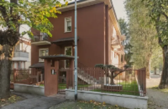 Residence i Tigli Hotels near Monumento Ai Carabinieri