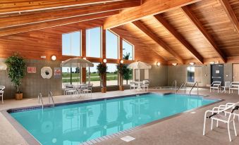 Fossil Creek Hotel and Suites
