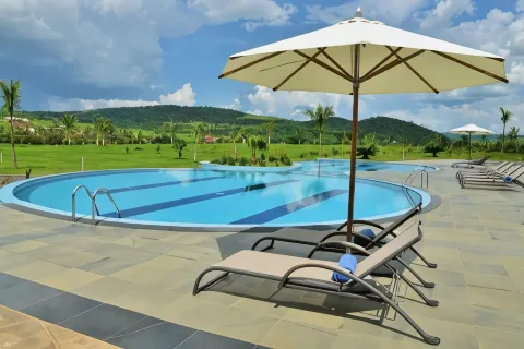 Mantis Epic Hotel & Suites
