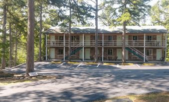Traveler's Inn