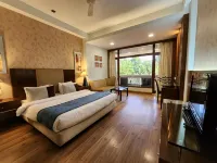 Hotel Royal Ark - Kasauli - Bjergudsigt