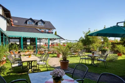 Sonnenhof Hotel & Restaurant GmbH & CO KG Hotels in der Nähe von Puiseauxplatz Rodgau