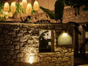 Gaia Alacati Bazaar