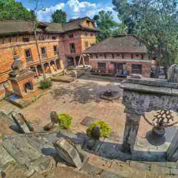 Everest Home Stay Apartment Hotel Exterior