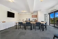 拉維達安扎克酒店 - 4星級