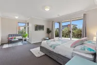 32 Scenic Apollo Hotels in Apollo Bay