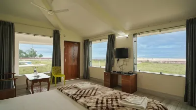 Hotel Tarangamala on Beach