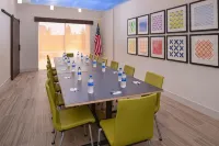 Holiday Inn Express Spring Hill Hotels in Spring Hill