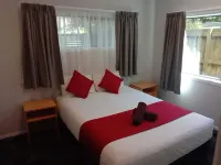 Lorne Apartments Hotels in Ōhaupō