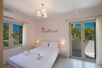 Bounatsa Studios & Apartments Hotels in Perigiali