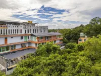 Zostel Pondicherry, Auroville Road