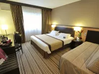 Hôtel Mercure Rouen Val-De-Reuil Hotele w: Eure