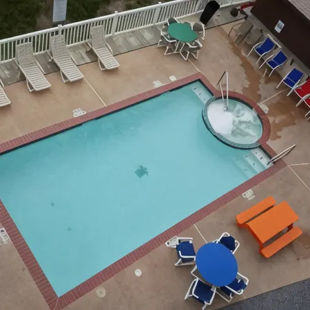 Blue Bay Inn and Suites