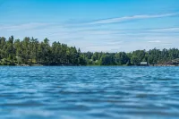 Snäckö Canvas Hotell & Kajak Hotels in Eckero
