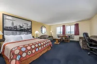 Super 8 by Wyndham Franklin/Middletown Area