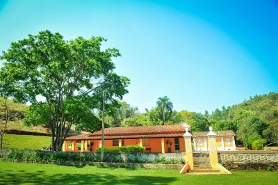 Antiga Fazenda de Café, Casa de 1917, Piscina de Agua Mineral Hotels near Socorro - Circuito das Águas e Flores Paulista