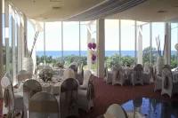 Opal Cove Resort - breakfast