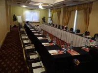 Le Grande Plaza Hotel