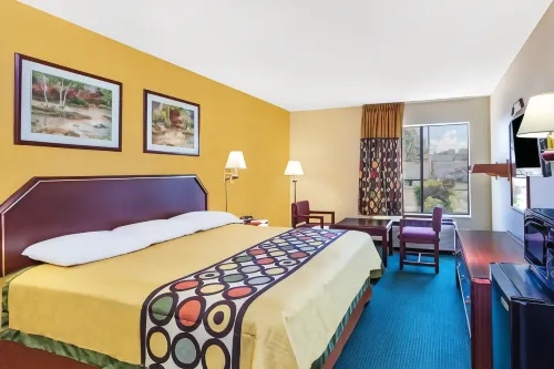 Super 8 by Wyndham Morristown/South Hotels in Morristown