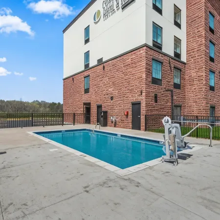 Cobblestone Hotel & Suites - Cullman
