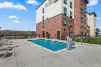 Cobblestone Hotel & Suites - Cullman - Pools