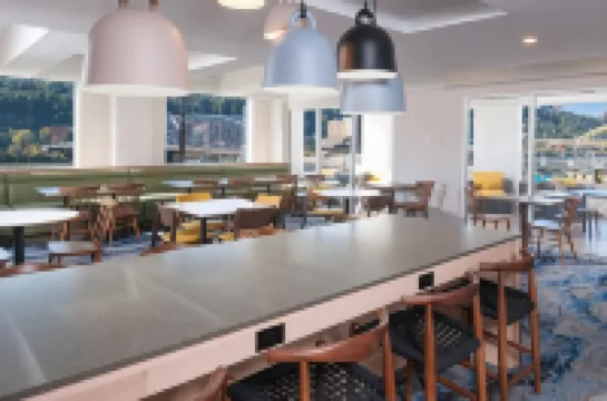 Fairfield Inn & Suites Pittsburgh Downtown