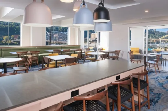 Fairfield Inn & Suites Pittsburgh Downtown