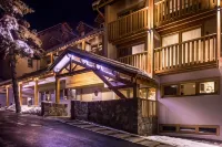 Le Grand Aigle Hotel & Spa فنادق في Le Monetier-les-Bains