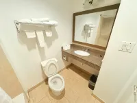 Westwood Inn Extended Stay Gonzales TX - parking