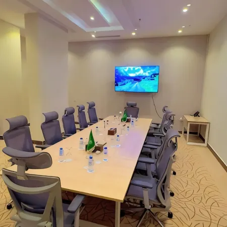Skoop Hotel Jeddah Отели рядом с достопримечательностью «Банкетный зал Refan Jeddah»