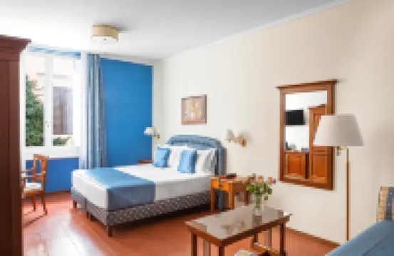 โรงแรมเพียซซ่า ดี สปั๊คย่า