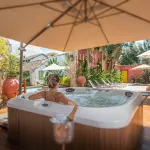 Sandi Hotel